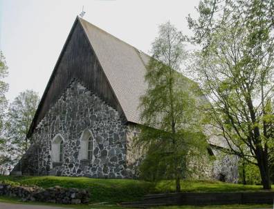 Sastamalan kirkon it�p��ty n�kyy vaelluksen l�ht�laiturille yli 10 km p��h�n